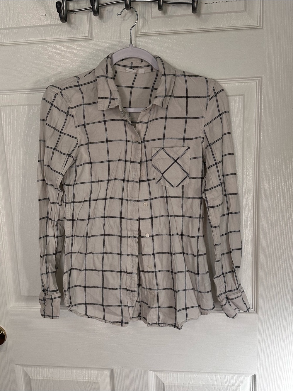 GAP Cream White Button-Down Shirt with Black Grid